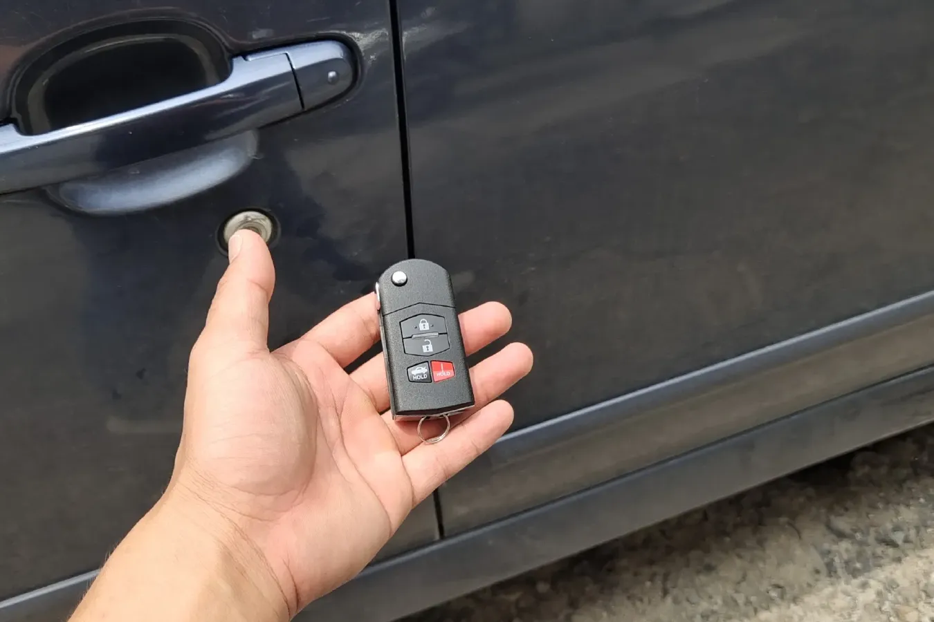 2011 FAW Senia M80 1.3L 91HP L4 5MT,autocango,china used car exporter,china ev exporter,chinese used car exporter,chinese used ev exporter