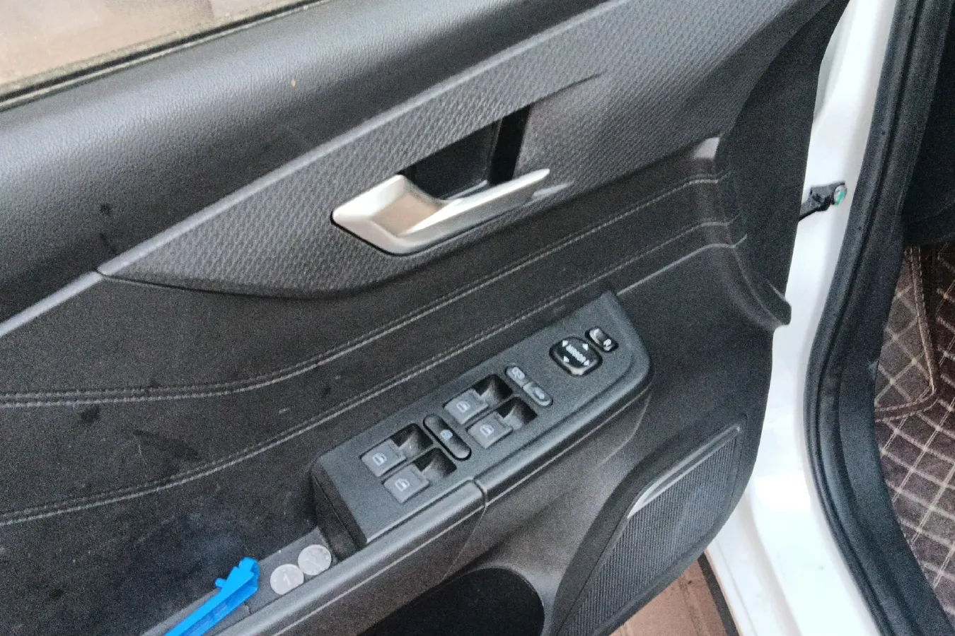 2021 EV House YOUNG BEV 38.54KWH,autocango,china used car exporter,china ev exporter,chinese used car exporter,chinese used ev exporter