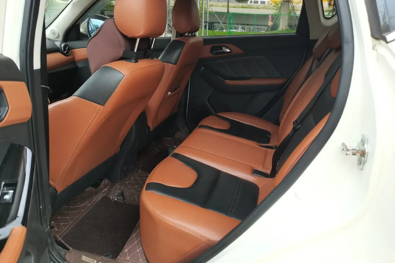 2016 BeiJing Auto Senova X35 1.5L 116HP L4 4AT,autocango,china used car exporter,china ev exporter,chinese used car exporter,chinese used ev exporter