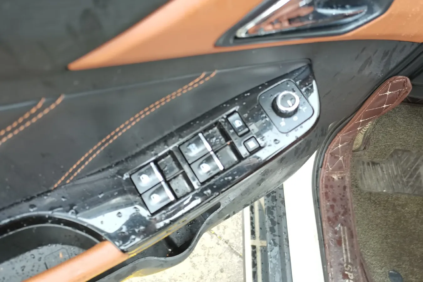 2016 BeiJing Auto Senova X35 1.5L 116HP L4 4AT,autocango,china used car exporter,china ev exporter,chinese used car exporter,chinese used ev exporter