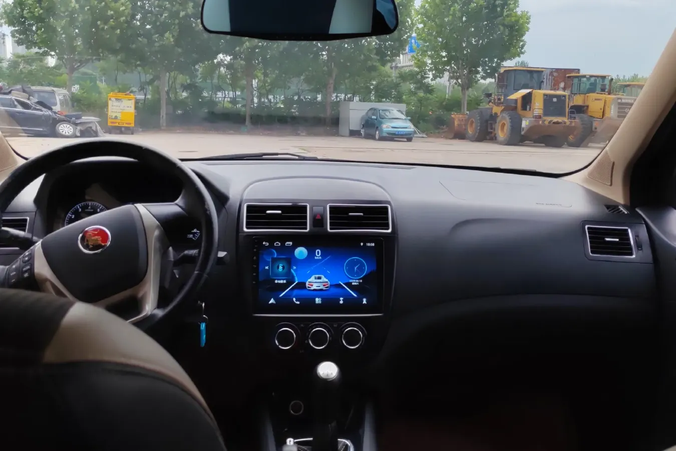 2014 DongFeng Forthing Joyear X3 1.5L 120HP L4 5MT,autocango,china used car exporter,china ev exporter,chinese used car exporter,chinese used ev exporter