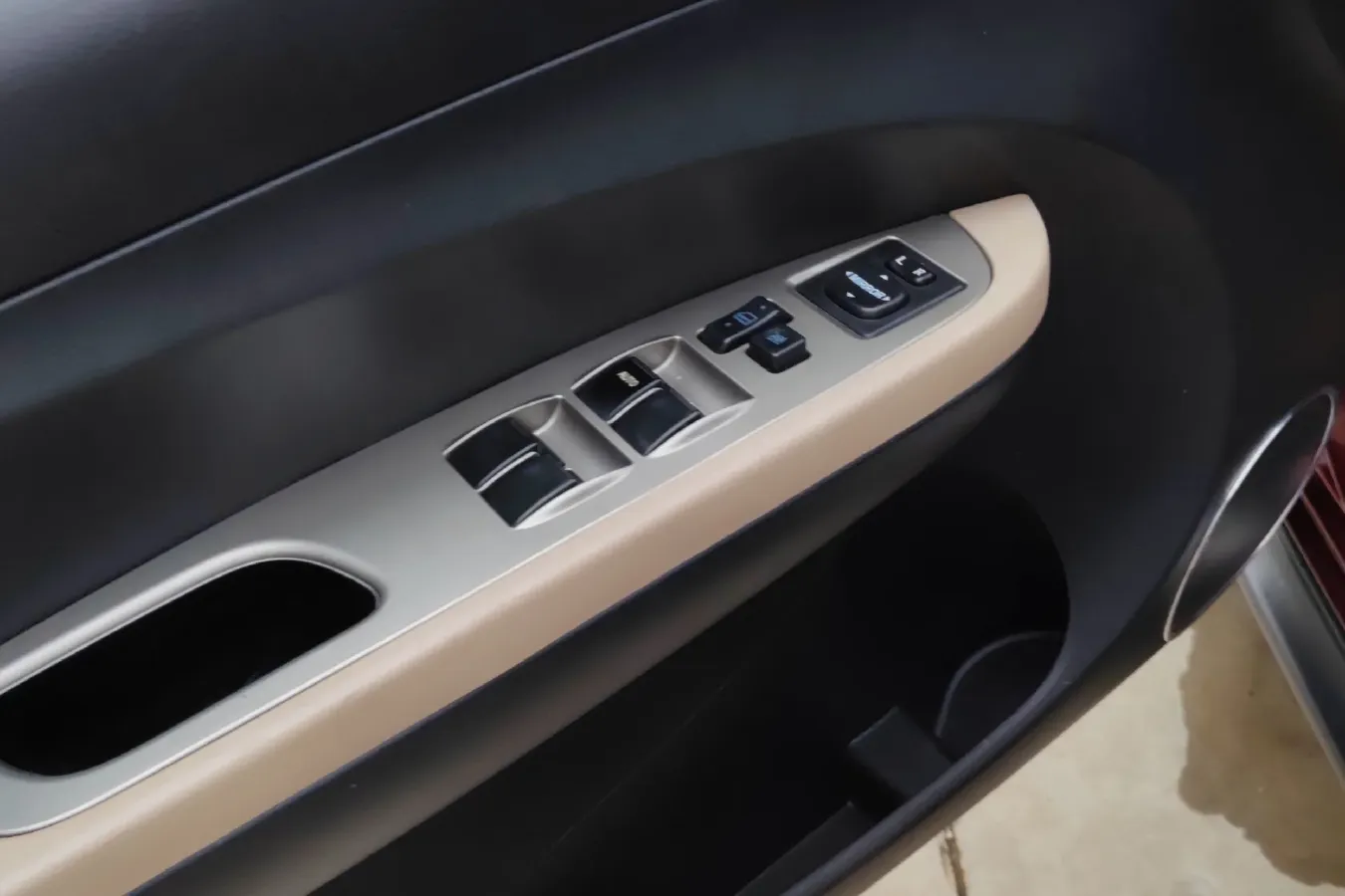 2014 DongFeng Forthing Joyear X3 1.5L 120HP L4 5MT,autocango,china used car exporter,china ev exporter,chinese used car exporter,chinese used ev exporter