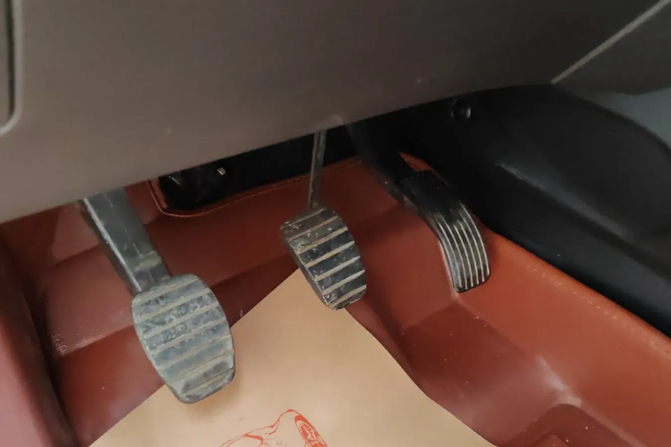 2014 DongFeng Forthing Joyear X3 1.5L 120HP L4 5MT,autocango,china used car exporter,china ev exporter,chinese used car exporter,chinese used ev exporter