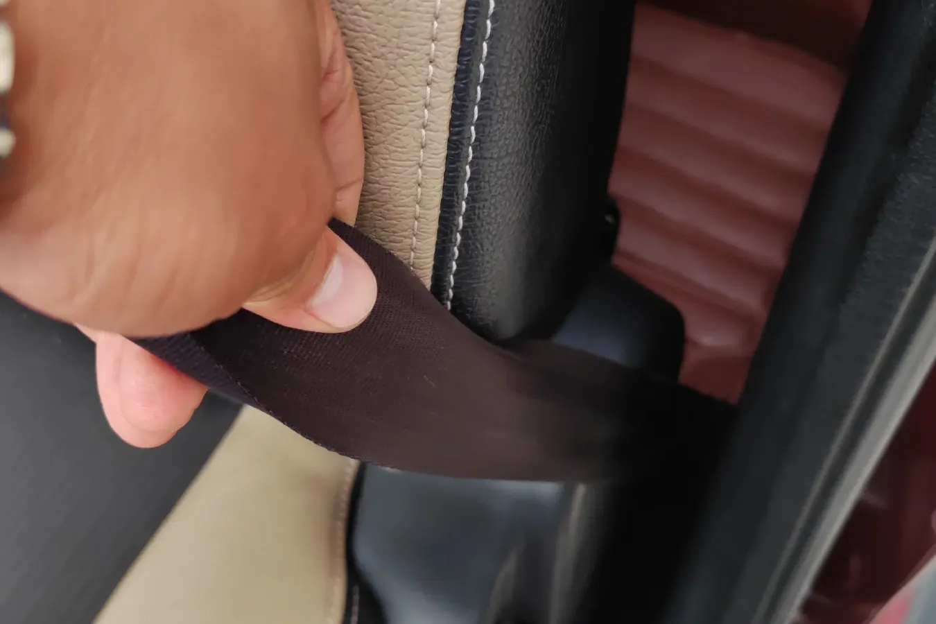 2014 DongFeng Forthing Joyear X3 1.5L 120HP L4 5MT,autocango,china used car exporter,china ev exporter,chinese used car exporter,chinese used ev exporter