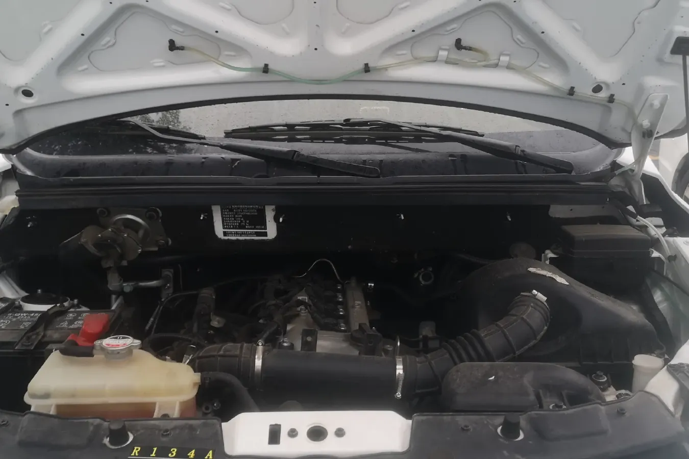 2018 DongFeng Fengon Fengon 330 1.5L 109HP L4 5MT,autocango,china used car exporter,china ev exporter,chinese used car exporter,chinese used ev exporter