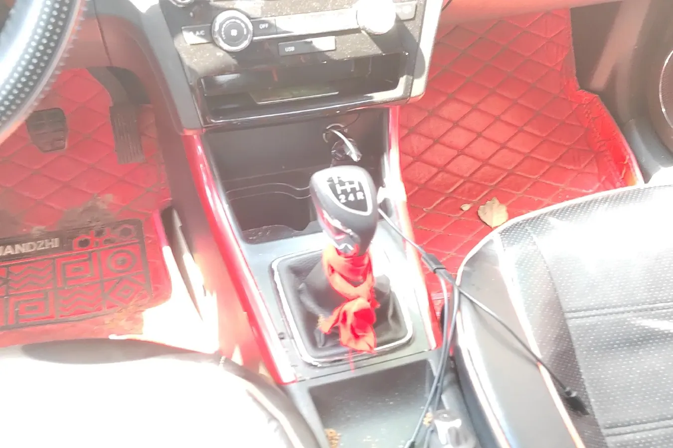 2015 BeiJing Auto Senova X25 1.5L 116HP L4 5MT,autocango,china used car exporter,china ev exporter,chinese used car exporter,chinese used ev exporter