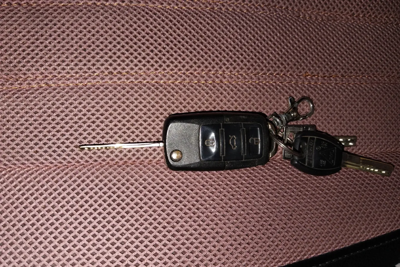 2008 Kia Cerato 1.6L 112HP L4 5MT,autocango,china used car exporter,china ev exporter,chinese used car exporter,chinese used ev exporter