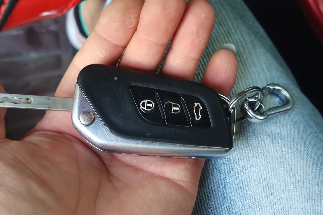 2015 BeiJing Auto Senova X25 1.5L 116HP L4 4AT,autocango,china used car exporter,china ev exporter,chinese used car exporter,chinese used ev exporter