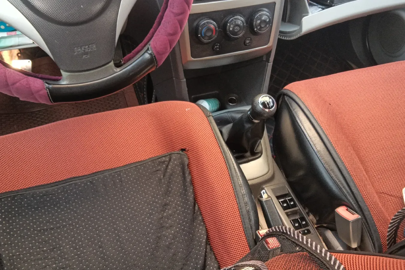 2010 FAW Vita V2 1.3L 91HP L4 5MT,autocango,china used car exporter,china ev exporter,chinese used car exporter,chinese used ev exporter