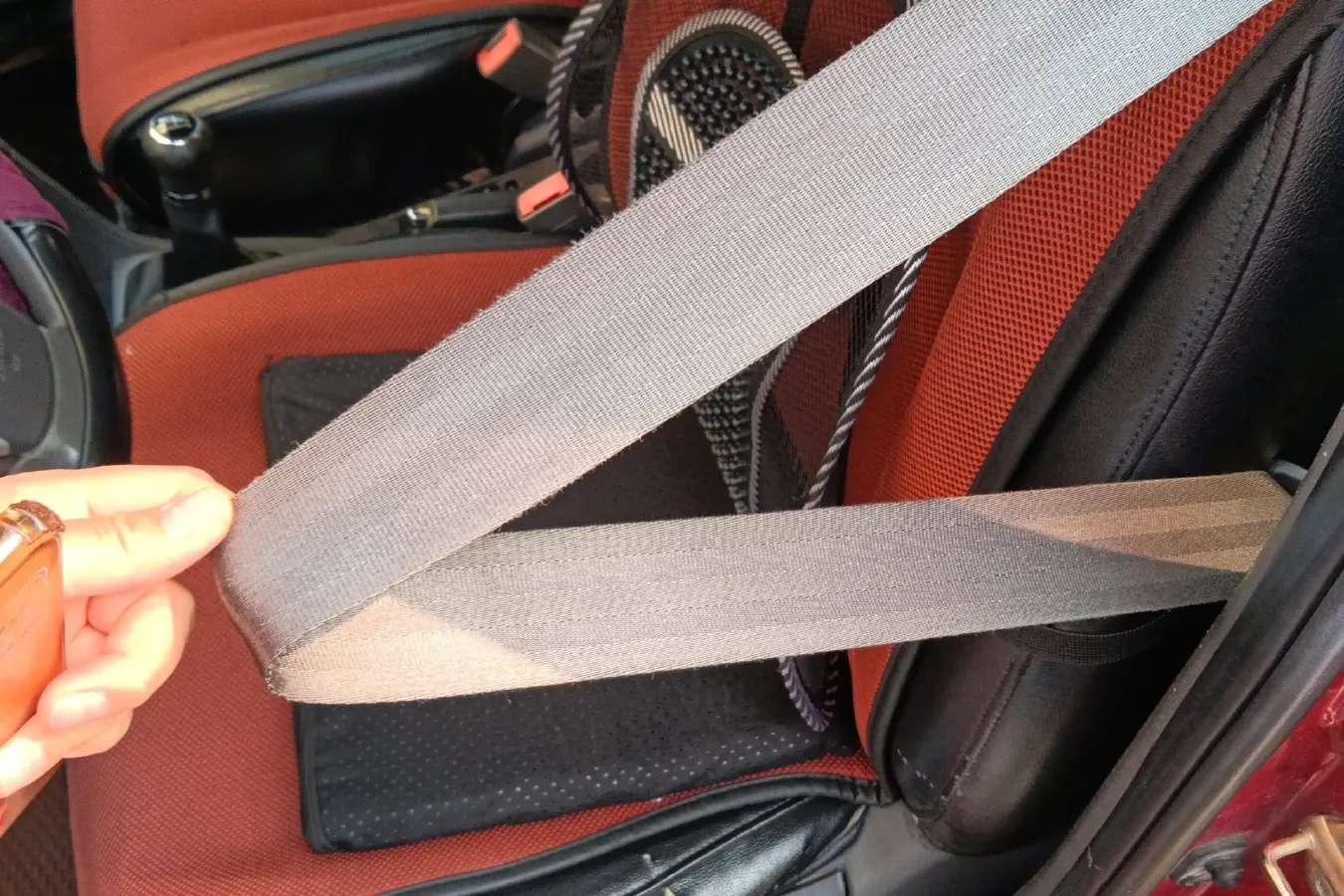 2010 FAW Vita V2 1.3L 91HP L4 5MT,autocango,china used car exporter,china ev exporter,chinese used car exporter,chinese used ev exporter