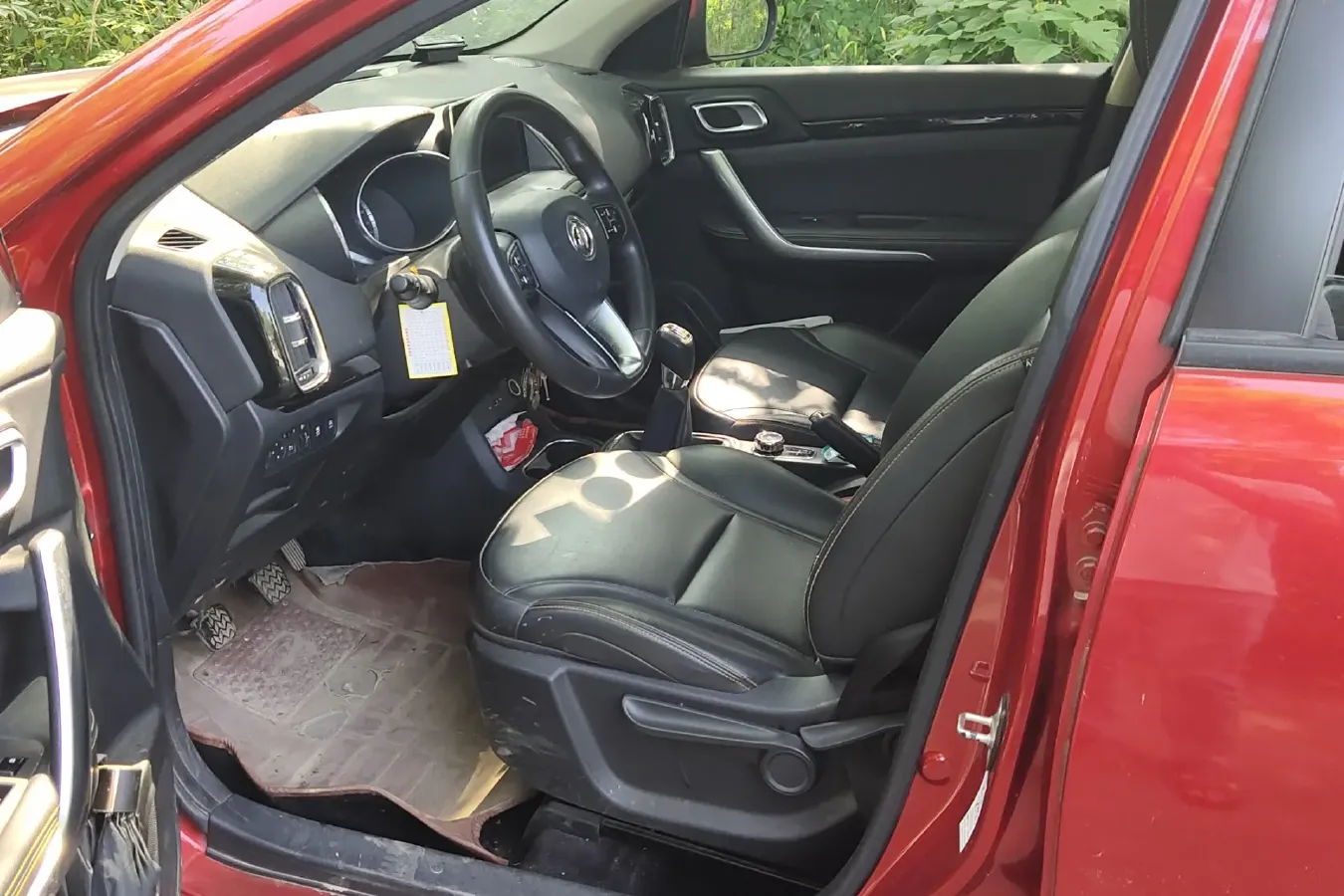 2017 DongFeng Aeolus AX4 1.6L 124HP L4 5MT,autocango,china used car exporter,china ev exporter,chinese used car exporter,chinese used ev exporter