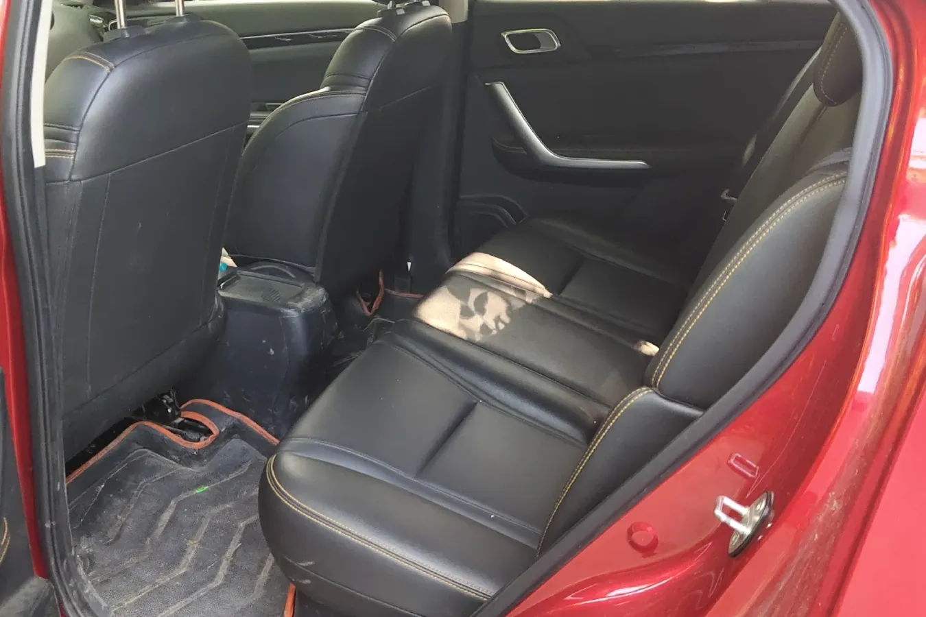 2017 DongFeng Aeolus AX4 1.6L 124HP L4 5MT,autocango,china used car exporter,china ev exporter,chinese used car exporter,chinese used ev exporter