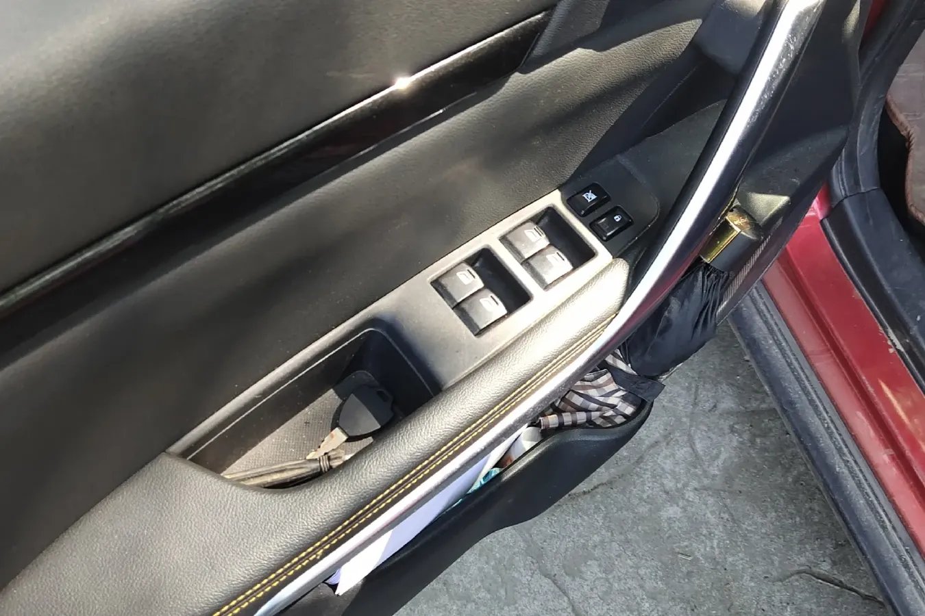 2017 DongFeng Aeolus AX4 1.6L 124HP L4 5MT,autocango,china used car exporter,china ev exporter,chinese used car exporter,chinese used ev exporter