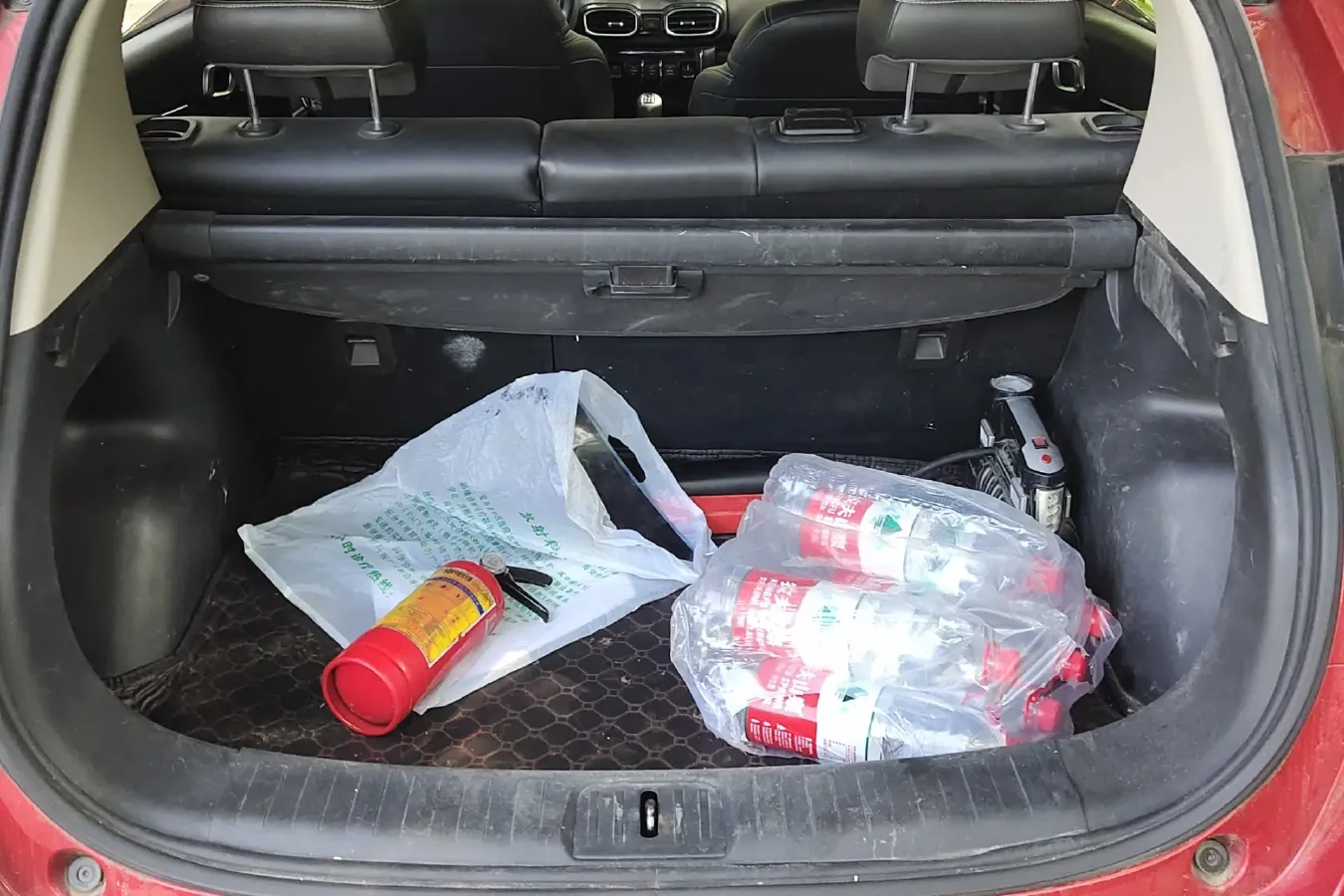 2017 DongFeng Aeolus AX4 1.6L 124HP L4 5MT,autocango,china used car exporter,china ev exporter,chinese used car exporter,chinese used ev exporter