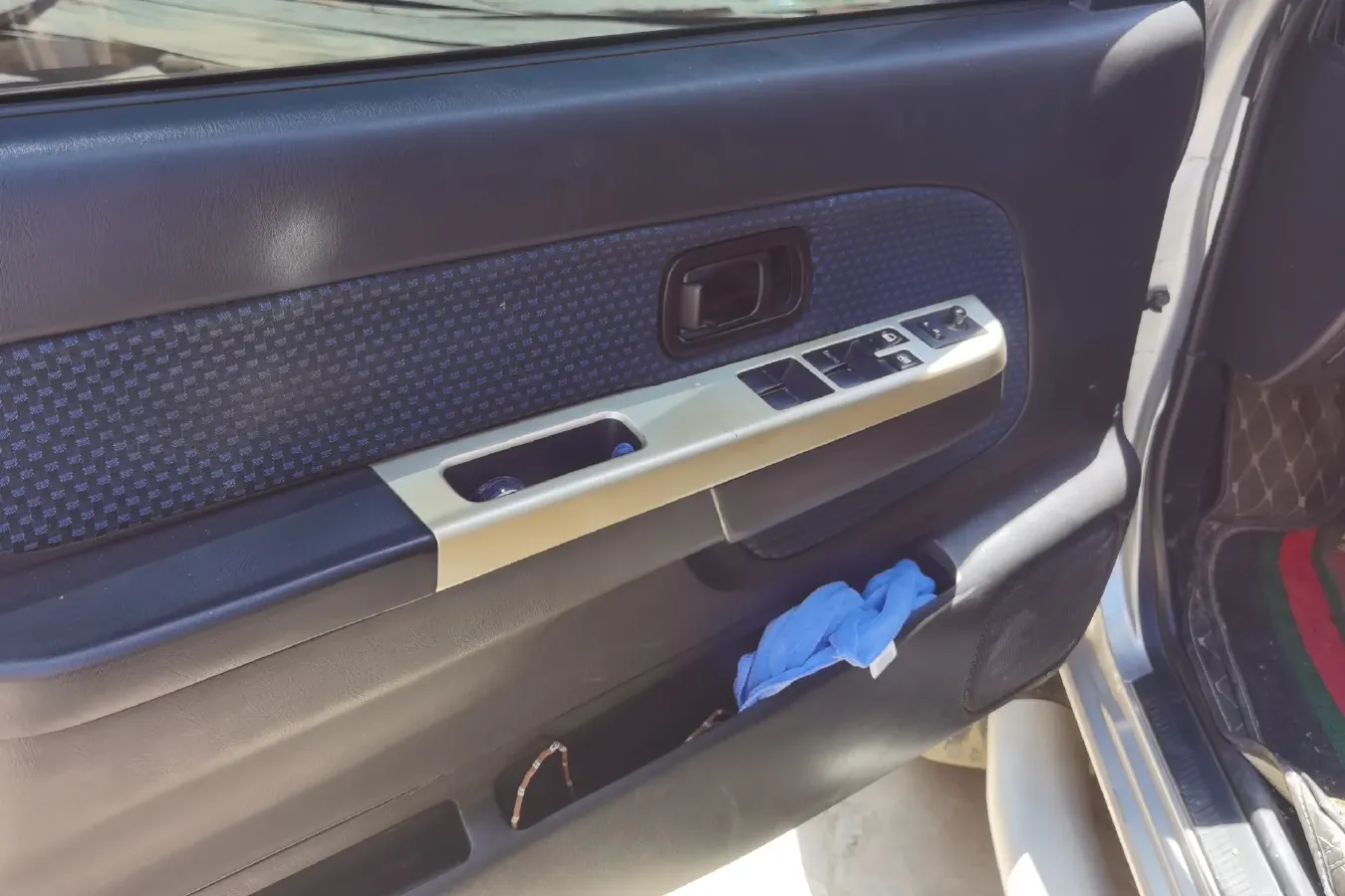 2013 Nissan Paladin 2.4L 150HP L4 5MT,autocango,china used car exporter,china ev exporter,chinese used car exporter,chinese used ev exporter