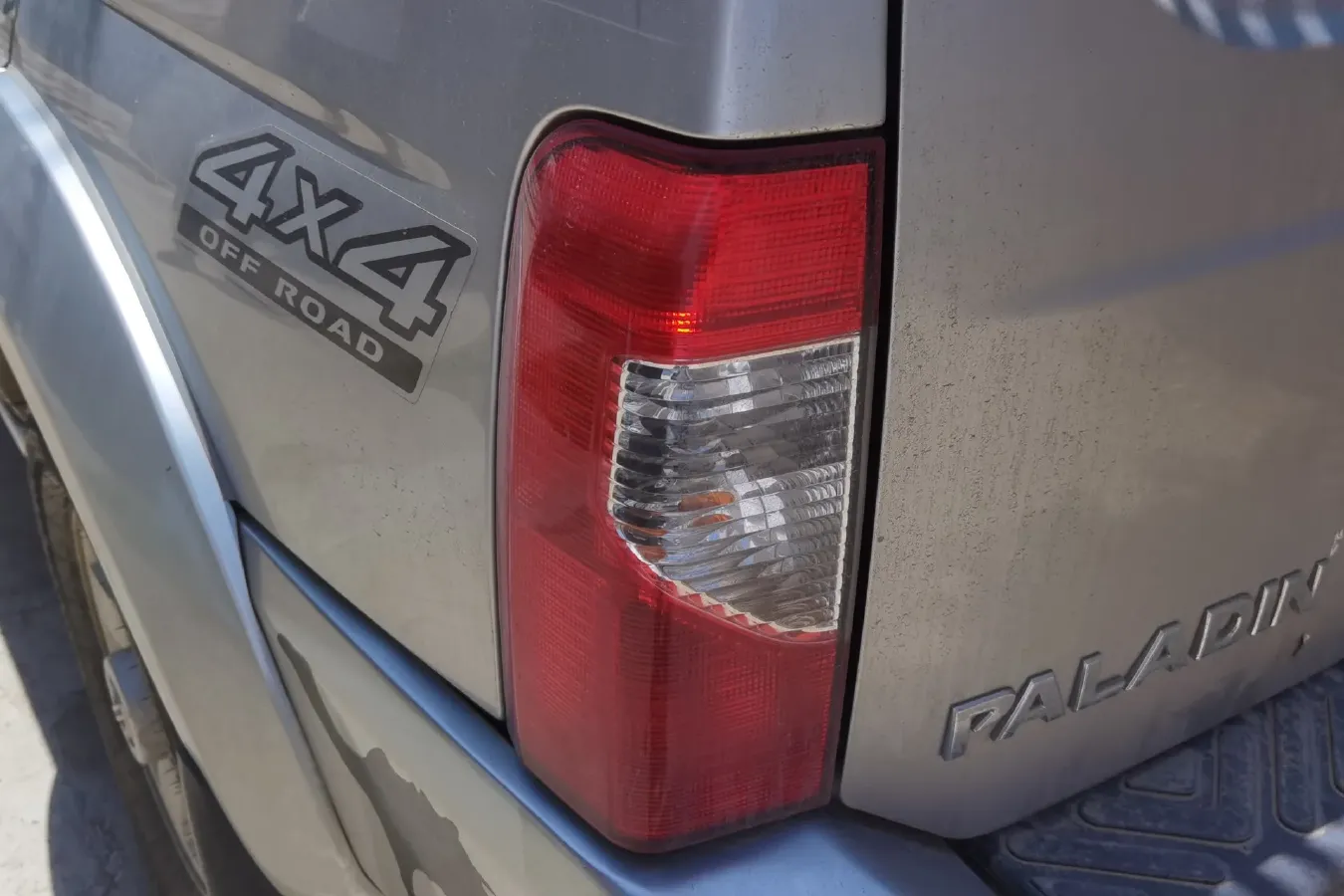 2013 Nissan Paladin 2.4L 150HP L4 5MT,autocango,china used car exporter,china ev exporter,chinese used car exporter,chinese used ev exporter