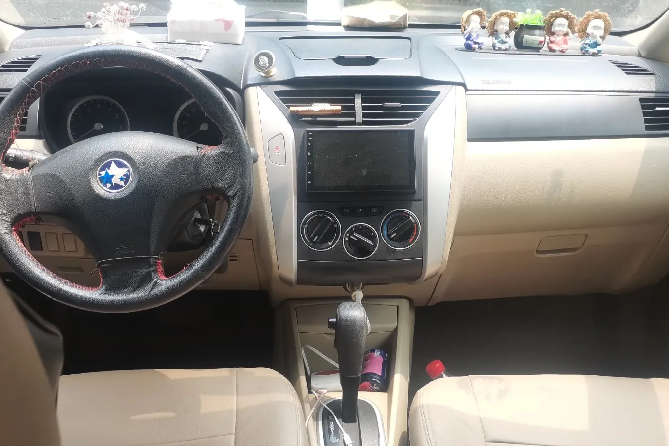 2013 Venucia R50 1.6L 117HP L4 4AT,autocango,china used car exporter,china ev exporter,chinese used car exporter,chinese used ev exporter