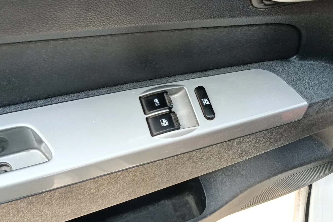 2015 ChangAn Oshan Eulove 1.2L 90HP L4 5MT,autocango,china used car exporter,china ev exporter,chinese used car exporter,chinese used ev exporter