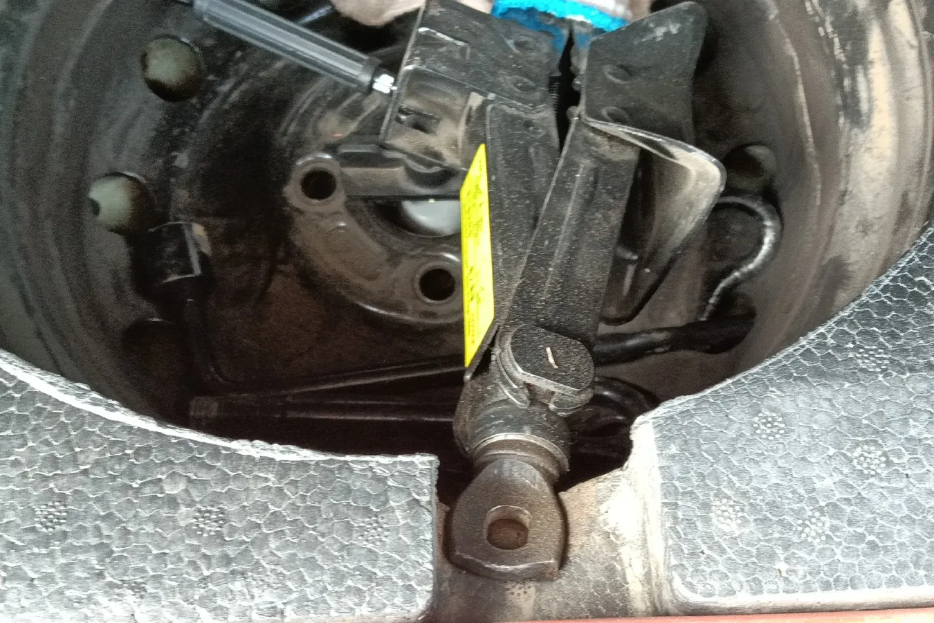 2015 ChangAn Oshan Eulove 1.2L 90HP L4 5MT,autocango,china used car exporter,china ev exporter,chinese used car exporter,chinese used ev exporter