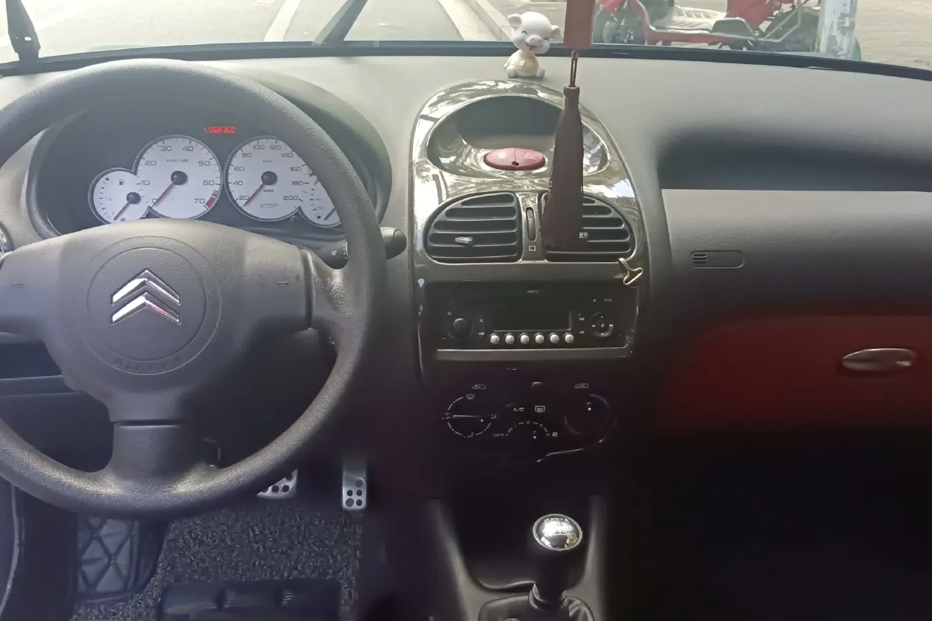 2012 Citroen C2 1.4L 76HP L4 5MT,autocango,china used car exporter,china ev exporter,chinese used car exporter,chinese used ev exporter