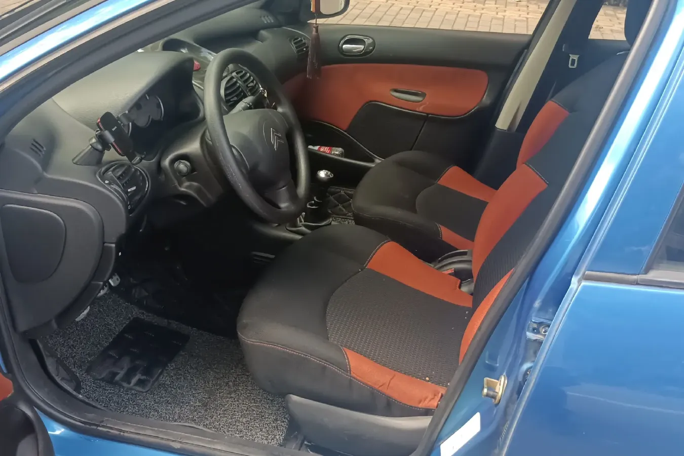 2012 Citroen C2 1.4L 76HP L4 5MT,autocango,china used car exporter,china ev exporter,chinese used car exporter,chinese used ev exporter