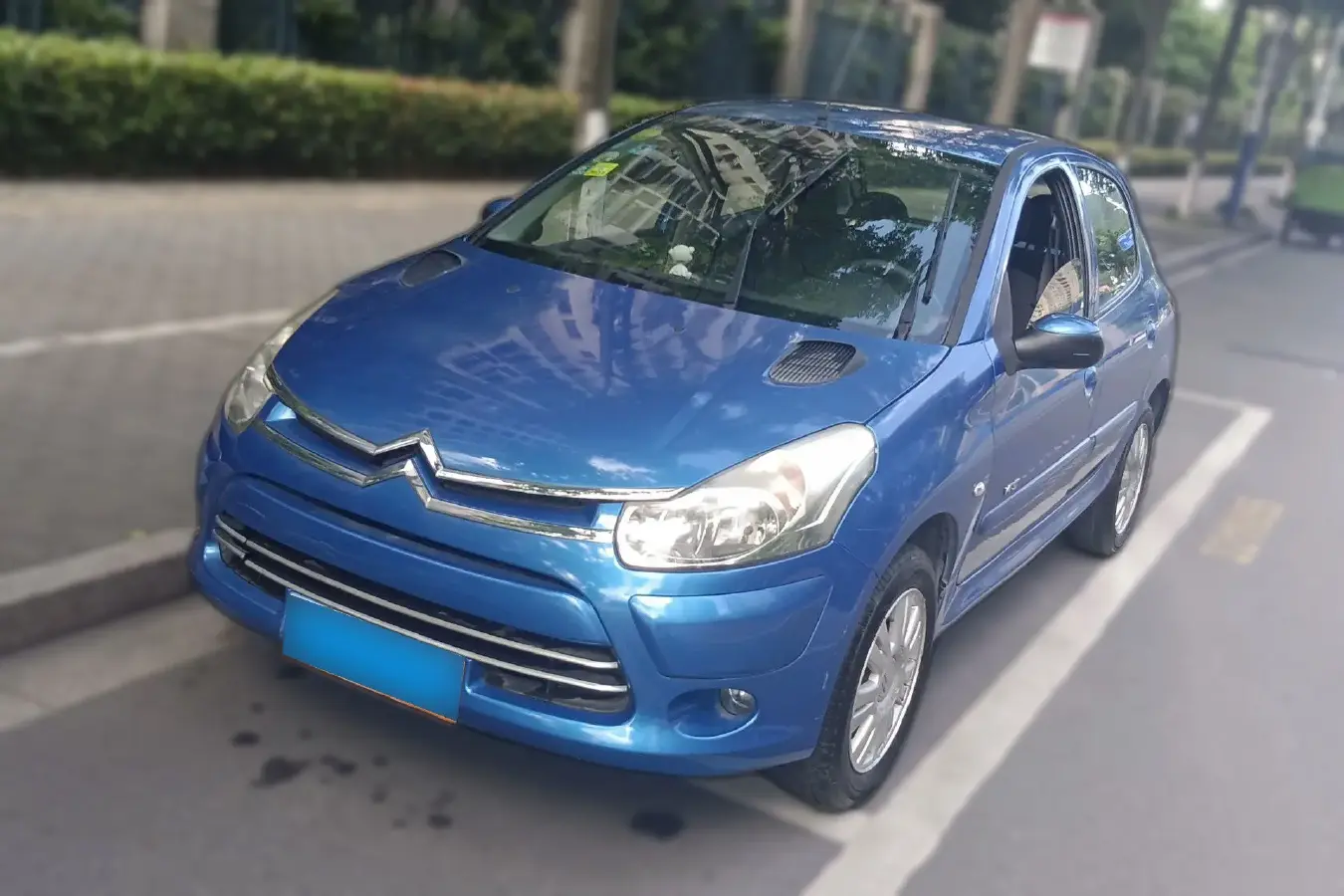 2012 Citroen C2 1.4L 76HP L4 5MT