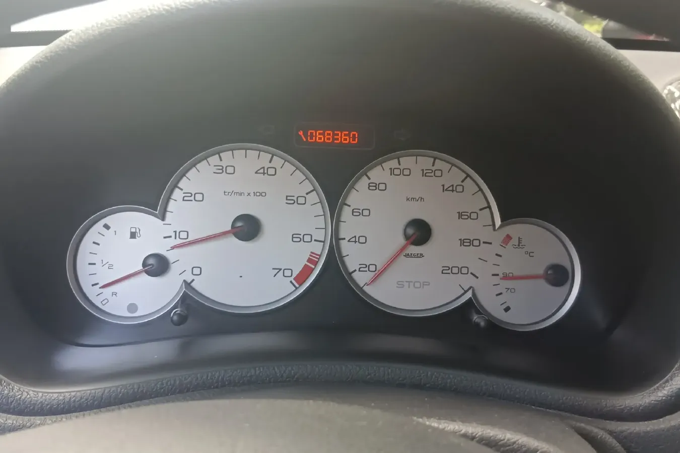 2012 Citroen C2 1.4L 76HP L4 5MT,autocango,china used car exporter,china ev exporter,chinese used car exporter,chinese used ev exporter