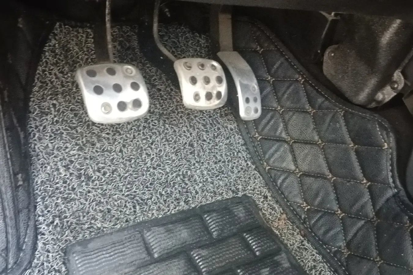 2012 Citroen C2 1.4L 76HP L4 5MT,autocango,china used car exporter,china ev exporter,chinese used car exporter,chinese used ev exporter