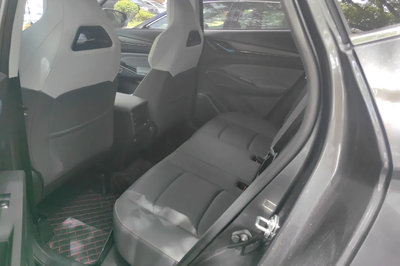 2023 ChangAn Oshan X5 Plus 1.5T 188HP L4 7DCT,autocango,china used car exporter,china ev exporter,chinese used car exporter,chinese used ev exporter