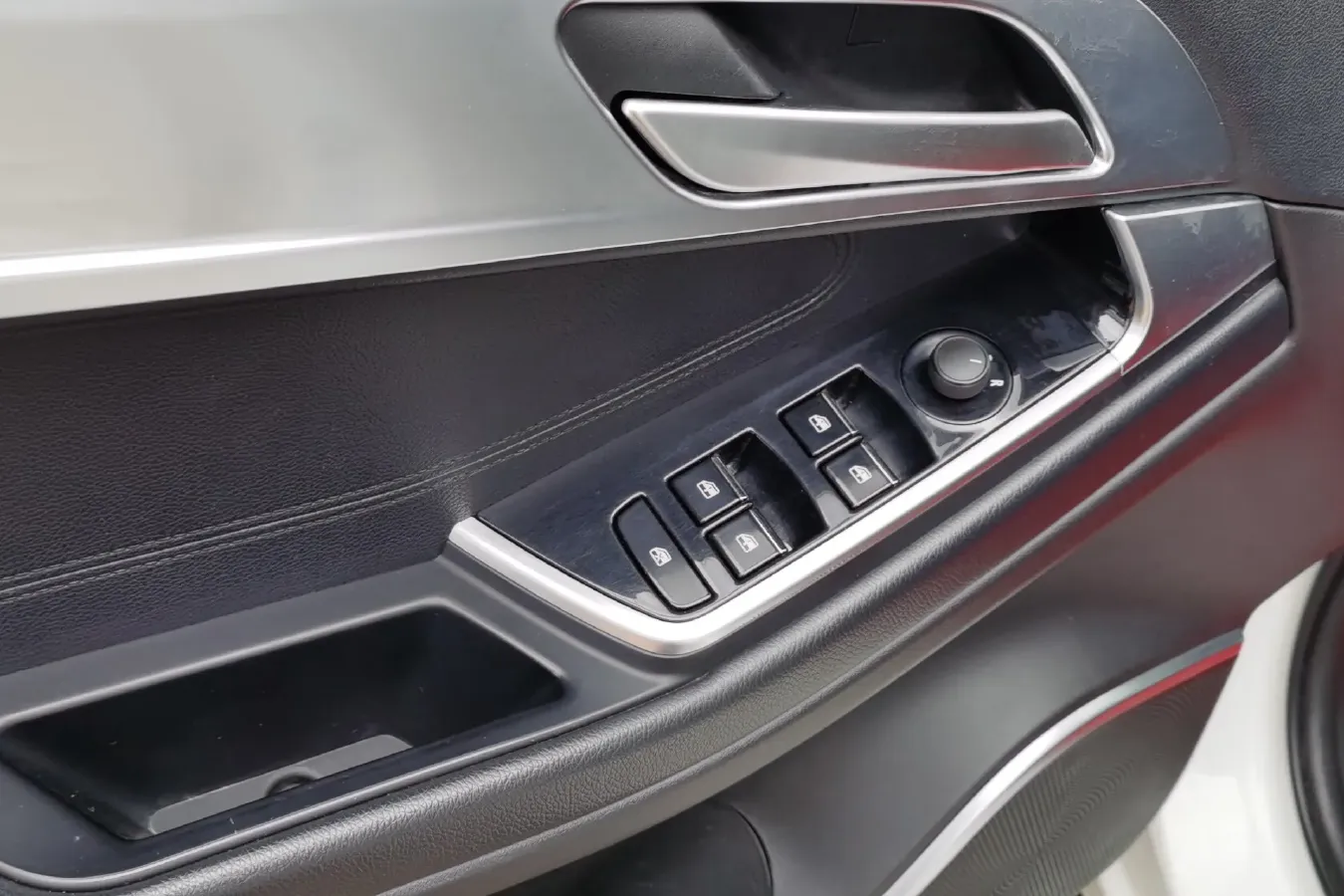 2018 Soueast DX7 1.5T 156HP L4 6MT,autocango,china used car exporter,china ev exporter,chinese used car exporter,chinese used ev exporter