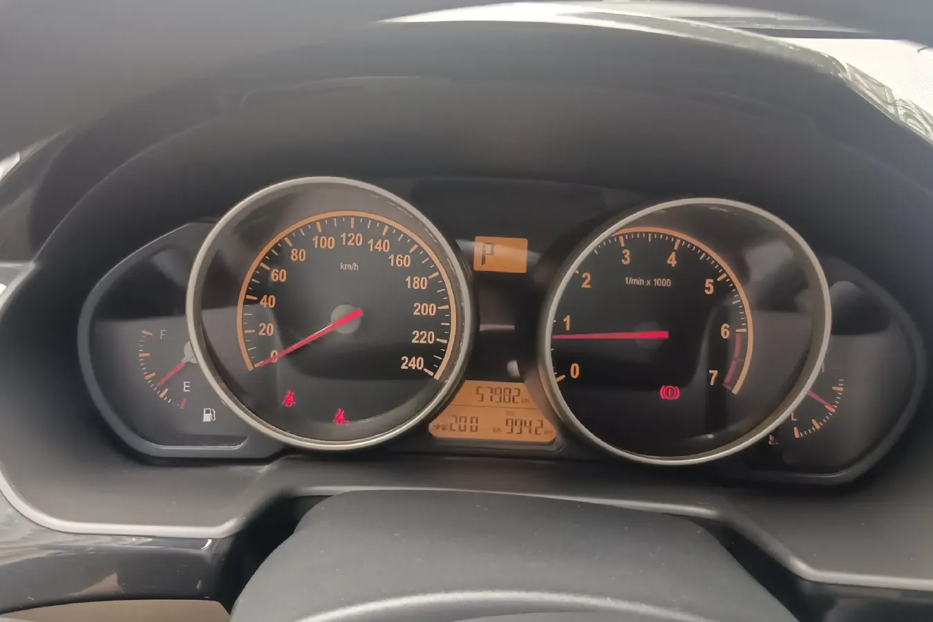 2013 Brilliance Auto H330 1.5L 105HP L4 4AT,autocango,china used car exporter,china ev exporter,chinese used car exporter,chinese used ev exporter