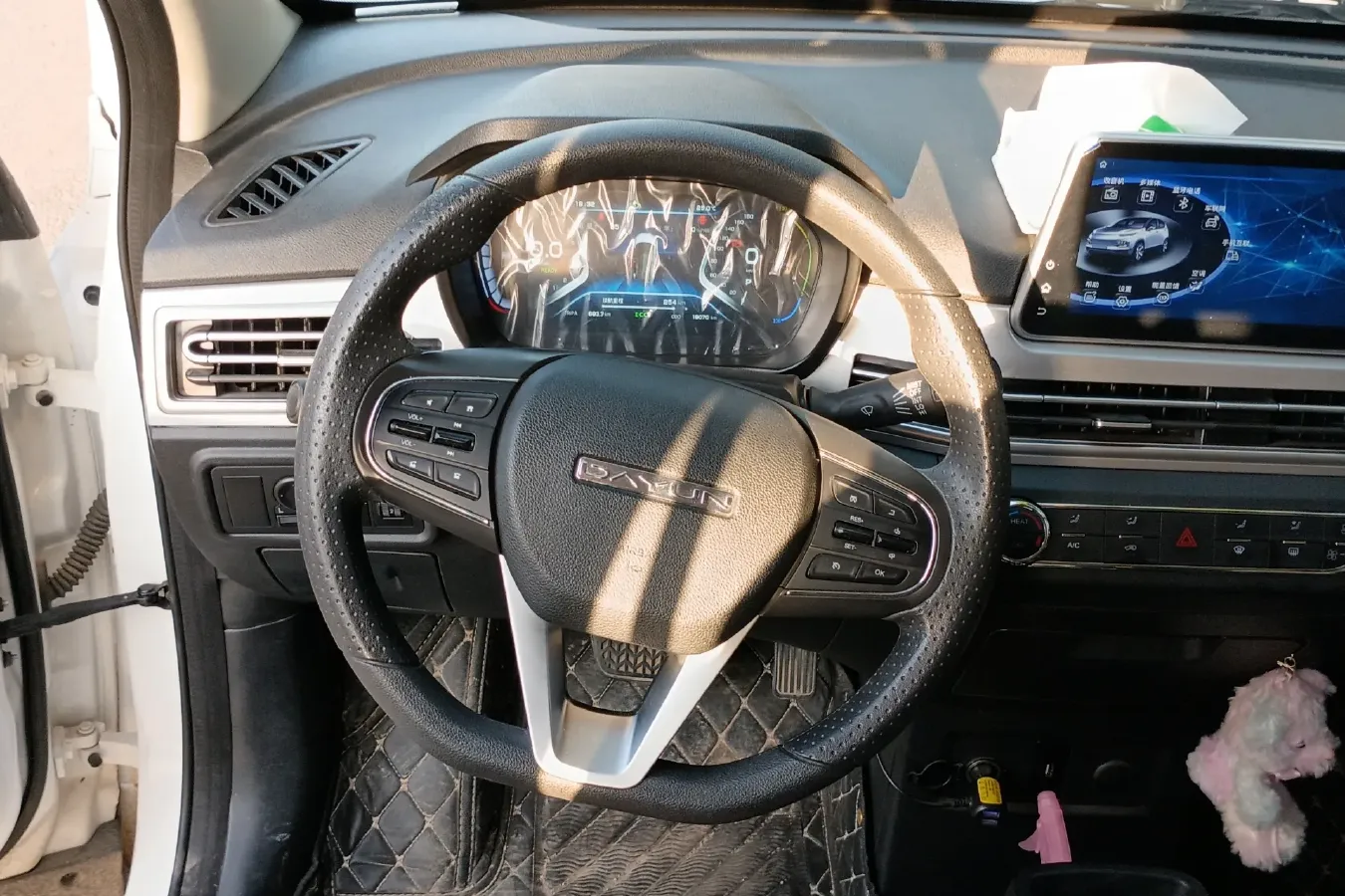 2021 DaYun YueHu BEV 32.85KWH,autocango,china used car exporter,china ev exporter,chinese used car exporter,chinese used ev exporter