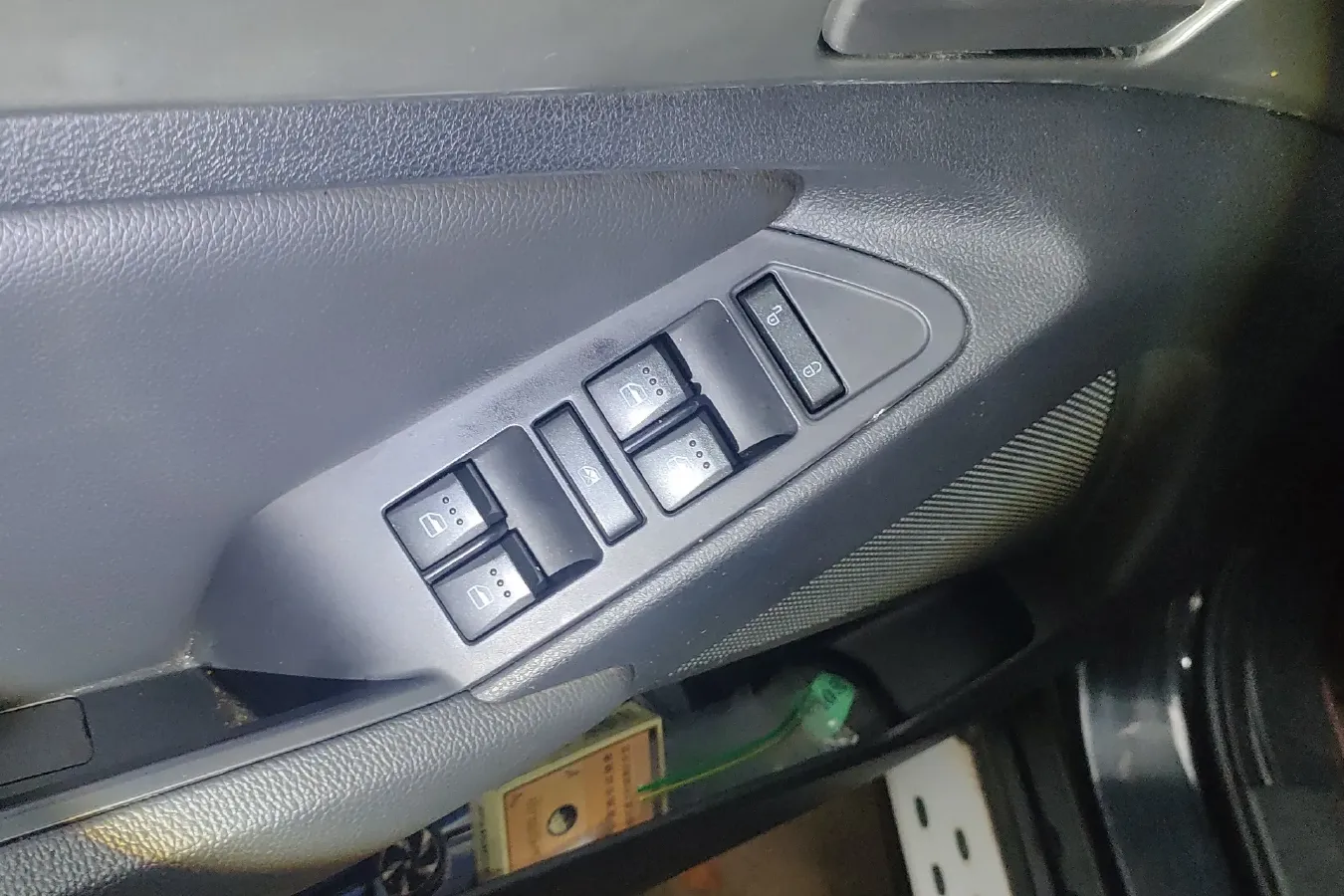 2015 BeiJing Auto Senova X65 2.0T 177HP L4 6AT,autocango,china used car exporter,china ev exporter,chinese used car exporter,chinese used ev exporter