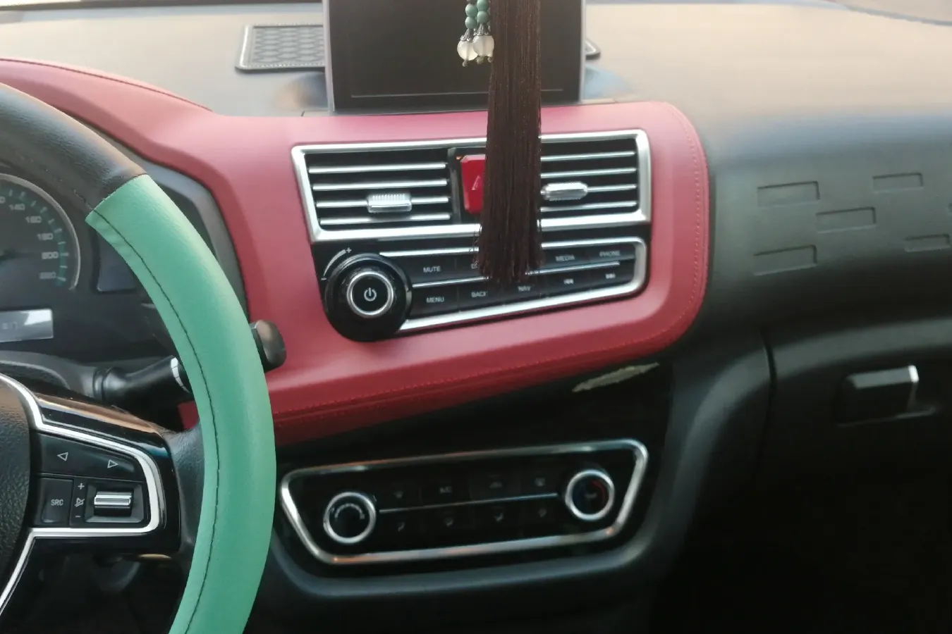 2017 JAC Refine S2mini 1.3L 99HP L4 5MT,autocango,china used car exporter,china ev exporter,chinese used car exporter,chinese used ev exporter