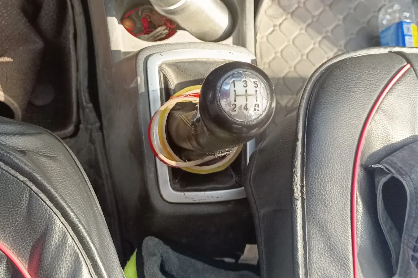 2015 ChangAn Oshan Eulove 1.2L 90HP L4 5MT,autocango,china used car exporter,china ev exporter,chinese used car exporter,chinese used ev exporter