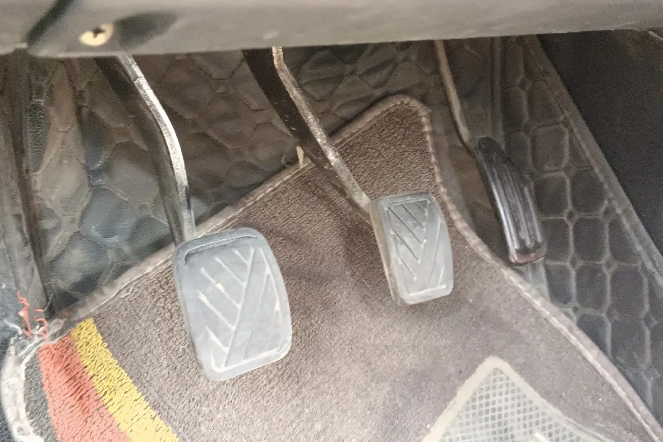 2015 ChangAn Oshan Eulove 1.2L 90HP L4 5MT,autocango,china used car exporter,china ev exporter,chinese used car exporter,chinese used ev exporter