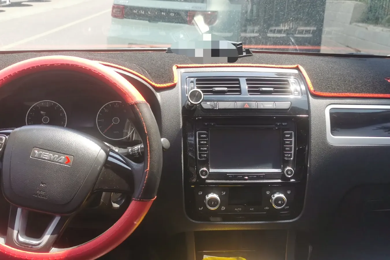 2015 Yema T70 1.8L 133HP L4 5MT,autocango,china used car exporter,china ev exporter,chinese used car exporter,chinese used ev exporter