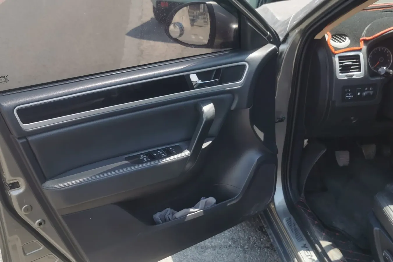 2015 Yema T70 1.8L 133HP L4 5MT,autocango,china used car exporter,china ev exporter,chinese used car exporter,chinese used ev exporter