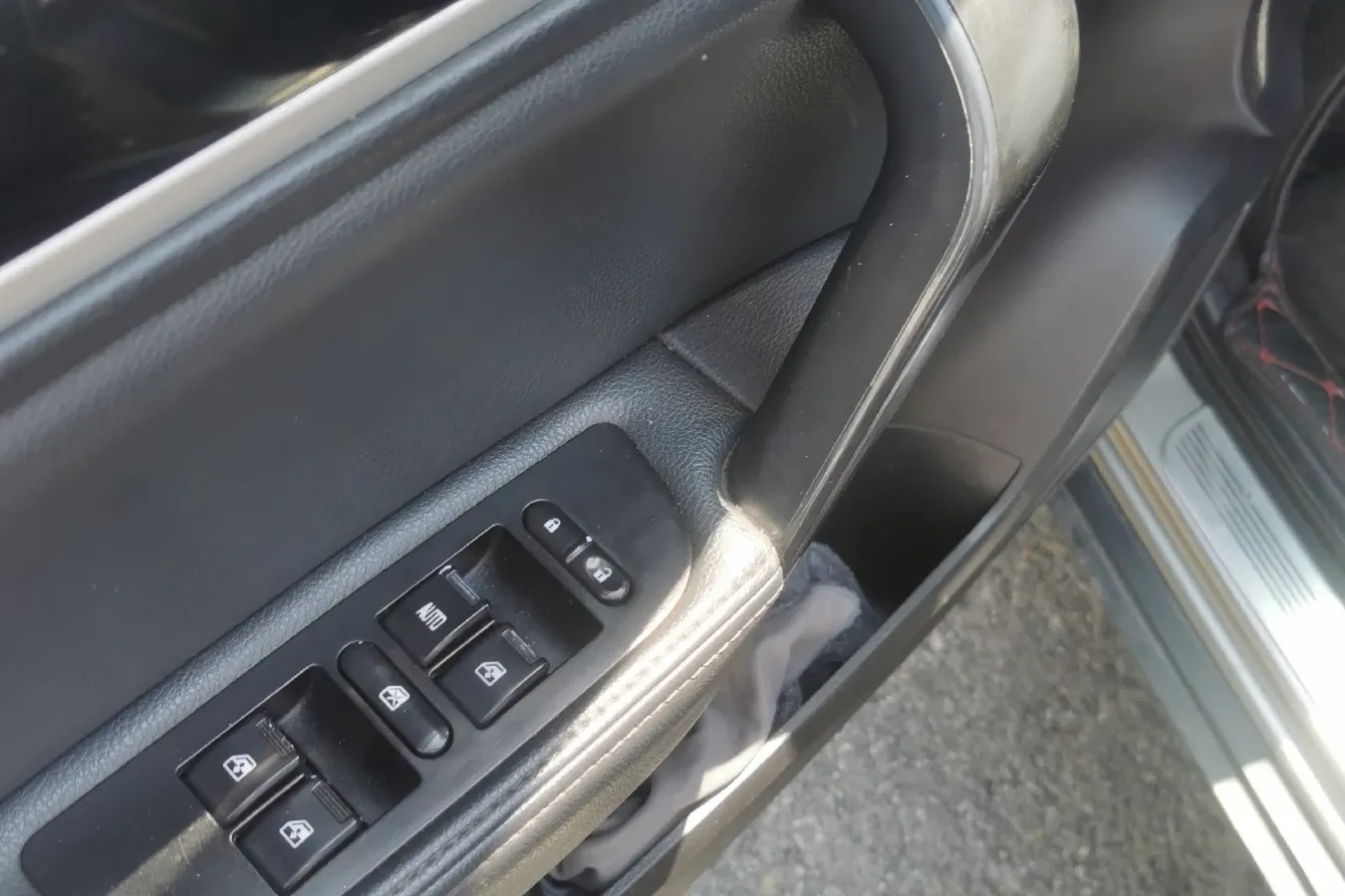 2015 Yema T70 1.8L 133HP L4 5MT,autocango,china used car exporter,china ev exporter,chinese used car exporter,chinese used ev exporter