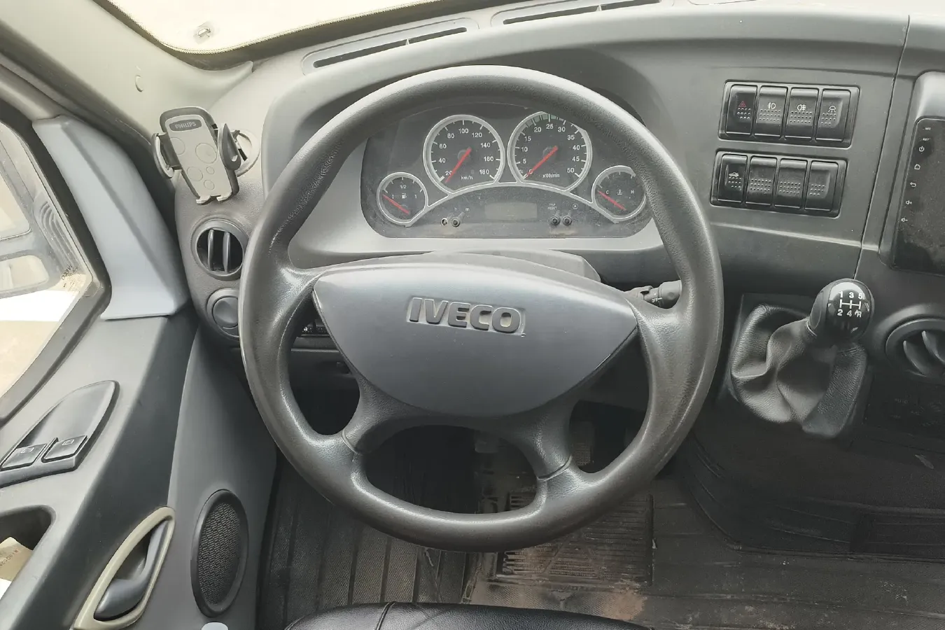 2012 Iveco BaoDi 2.5T 122HP L4 5MT,autocango,china used car exporter,china ev exporter,chinese used car exporter,chinese used ev exporter