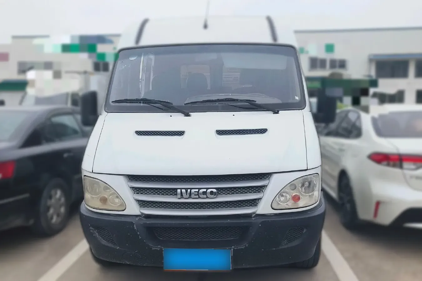 2012 Iveco BaoDi 2.5T 122HP L4 5MT,autocango,china used car exporter,china ev exporter,chinese used car exporter,chinese used ev exporter