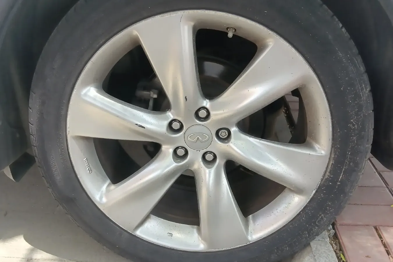 2013 Infiniti QX70 3.7L 351HP V6 7AT,autocango,china used car exporter,china ev exporter,chinese used car exporter,chinese used ev exporter