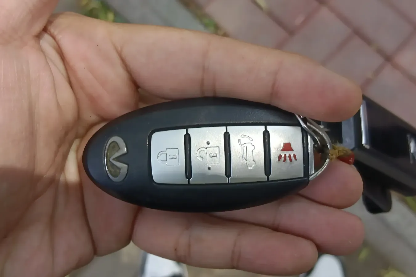 2013 Infiniti QX70 3.7L 351HP V6 7AT,autocango,china used car exporter,china ev exporter,chinese used car exporter,chinese used ev exporter