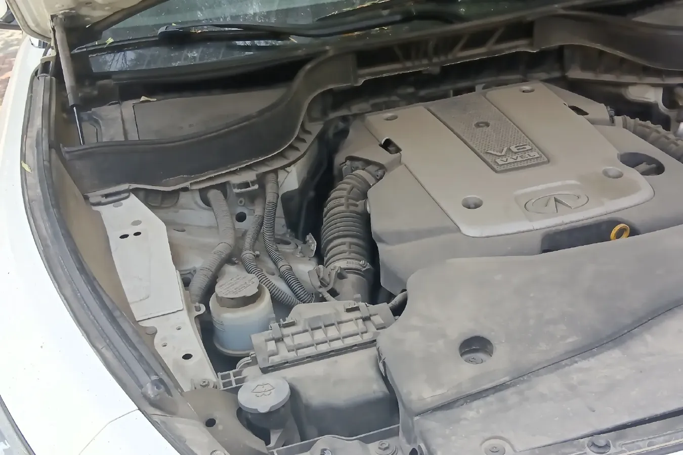 2013 Infiniti QX70 3.7L 351HP V6 7AT,autocango,china used car exporter,china ev exporter,chinese used car exporter,chinese used ev exporter