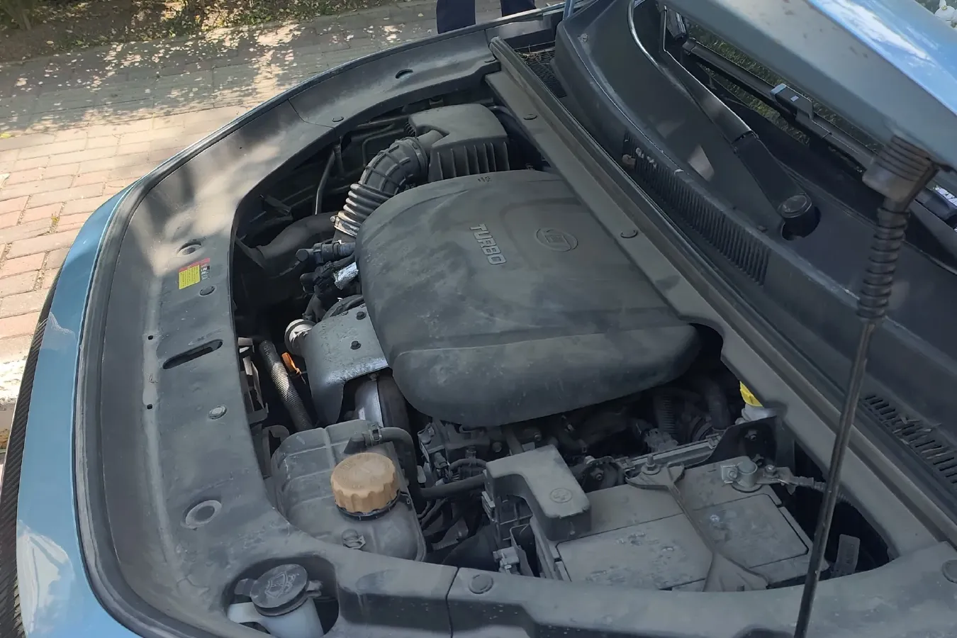 2019 BaoJun RM-5 1.5T 147HP L4 CVT,autocango,china used car exporter,china ev exporter,chinese used car exporter,chinese used ev exporter