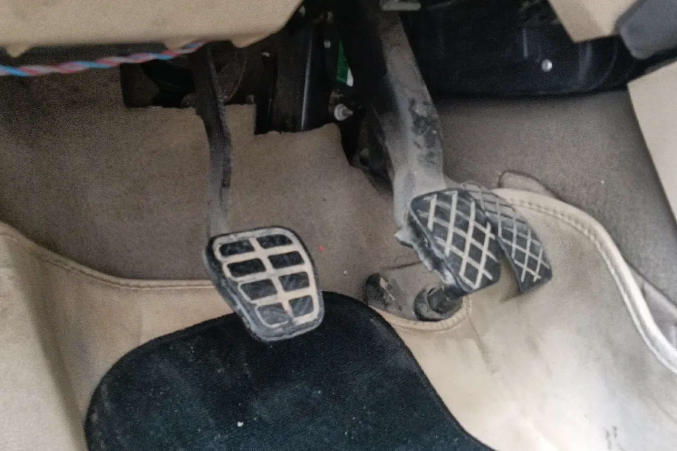 2008 Volkswagen Santana Vista 1.8L 101HP L4 5MT,autocango,china used car exporter,china ev exporter,chinese used car exporter,chinese used ev exporter