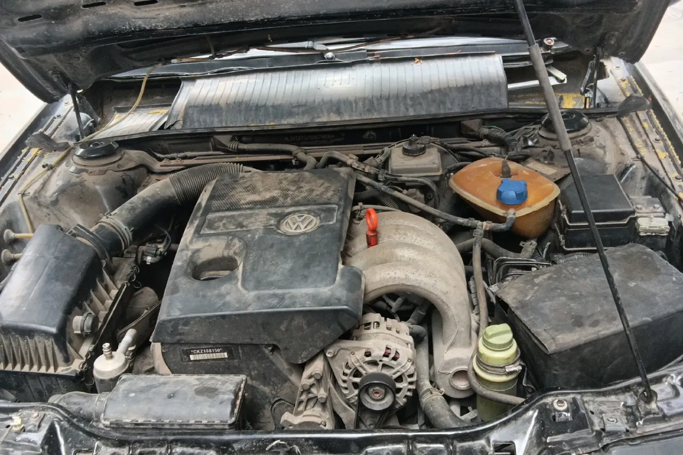 2008 Volkswagen Santana Vista 1.8L 101HP L4 5MT,autocango,china used car exporter,china ev exporter,chinese used car exporter,chinese used ev exporter