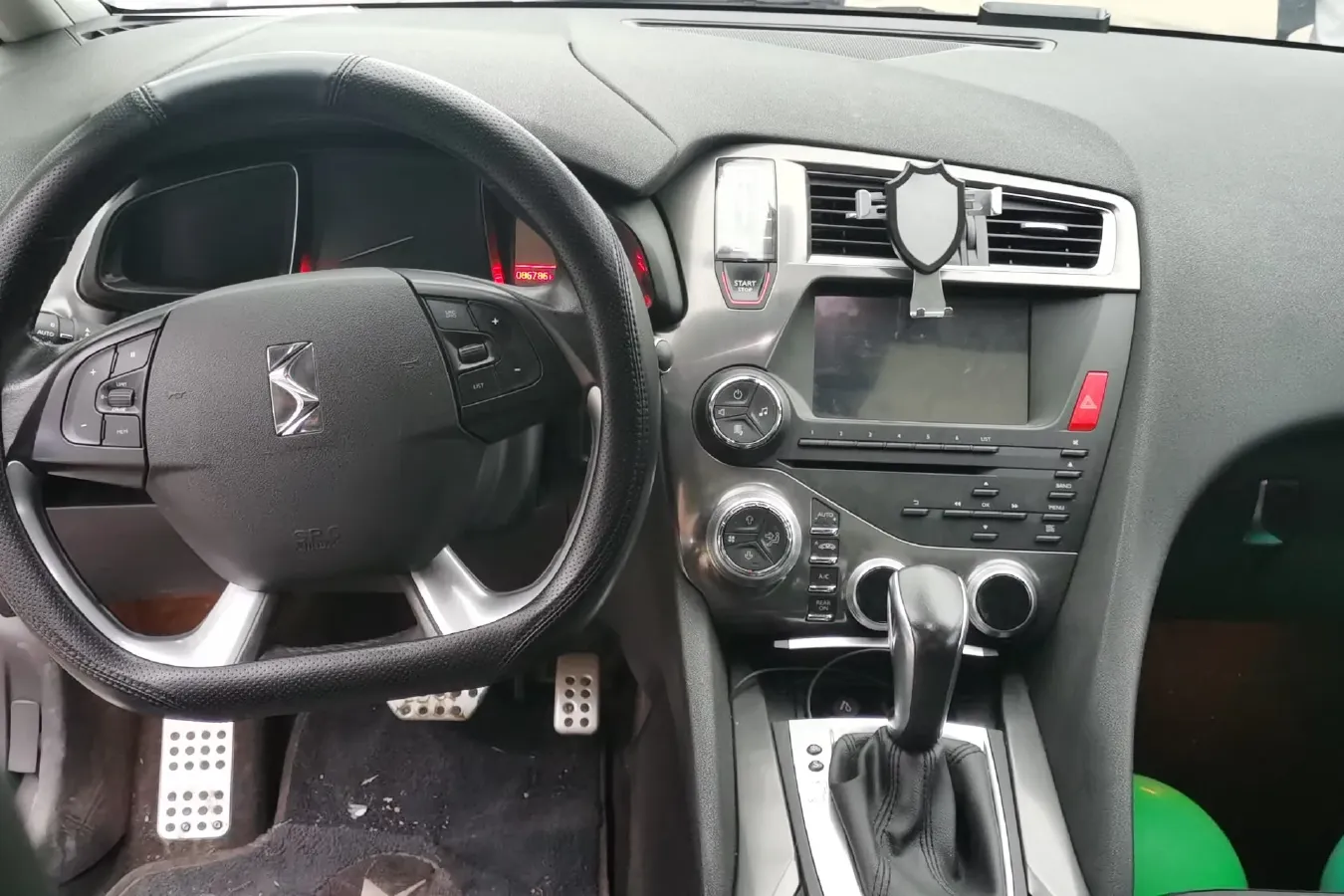 2014 DS 5 1.6T 163HP L4 6AT,autocango,china used car exporter,china ev exporter,chinese used car exporter,chinese used ev exporter