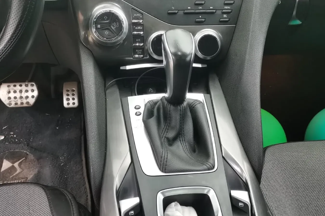 2014 DS 5 1.6T 163HP L4 6AT,autocango,china used car exporter,china ev exporter,chinese used car exporter,chinese used ev exporter