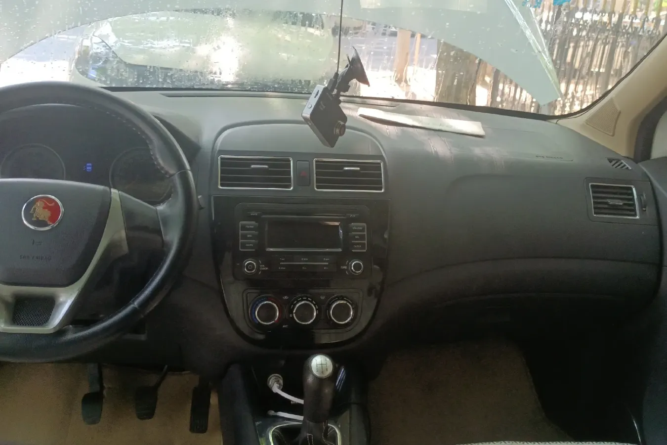 2014 DongFeng Forthing Joyear X3 1.5L 120HP L4 5MT,autocango,china used car exporter,china ev exporter,chinese used car exporter,chinese used ev exporter